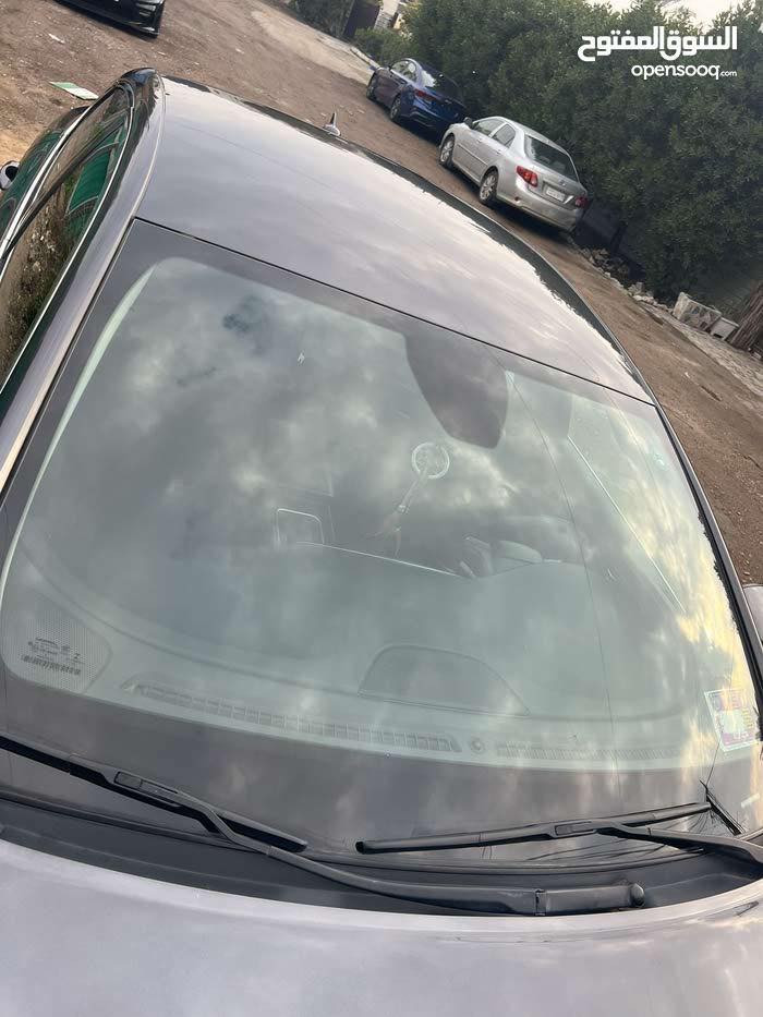 سلام عليكم  كرايسلر c200
موديل 2016 السياره ماشيه 85 الف كيلو حقيقي 
مواصفات السياره شاشه جبيره 
تدفئه كشنات امامي
نضام ترحيب عند الاقتراب 
تشغيل عن بعد 
الكير و المكينه كفاله  
شادلهة عدسات ب 450 الف 
وبقيه المواصفات معروفه 
السياره باسم شركة  شرط التحويل ثاني يوم
السياره نضيفة جدا 
السعر 115 و بي مجال للشراي 
***********
