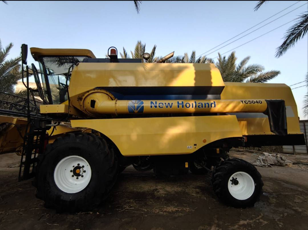 السلام عليكم 
للبيع حاصدة نيوهلند موديل 2013 فول مواصفات مكينة وضع شركة مكفوله كفاله عامة عادة 3100 ساعه حقيقي رقم اربيل تريد تحويل تريد وكالة المكان النجف الاشرف للاستفسار الإتصال علا الرقم ‏‪***********‬‏
