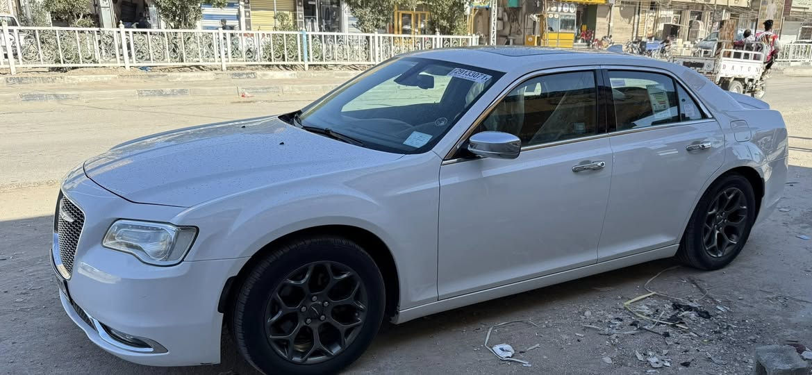 اوباما 2020 اصل مواصفات السيارة لمتد فول السيارة كفاله عامه موجود كتاب الفحص بالمنشور
السيارة بسمي تحويل ثاني يوم 
مكان ا@لسيارة الناصرية 
السعر 275$
***********
