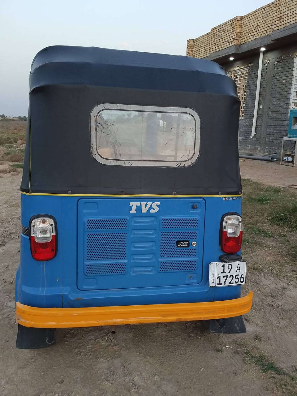 السلام عليكم للبيع تكتك تي في اس كفاله عامه رقم وسنويه راعيه بل رفاعي جاهز مجهزه مداورة ثاني يوم السعر  7100 مكينه خير من الله خاص مقلق ***********
