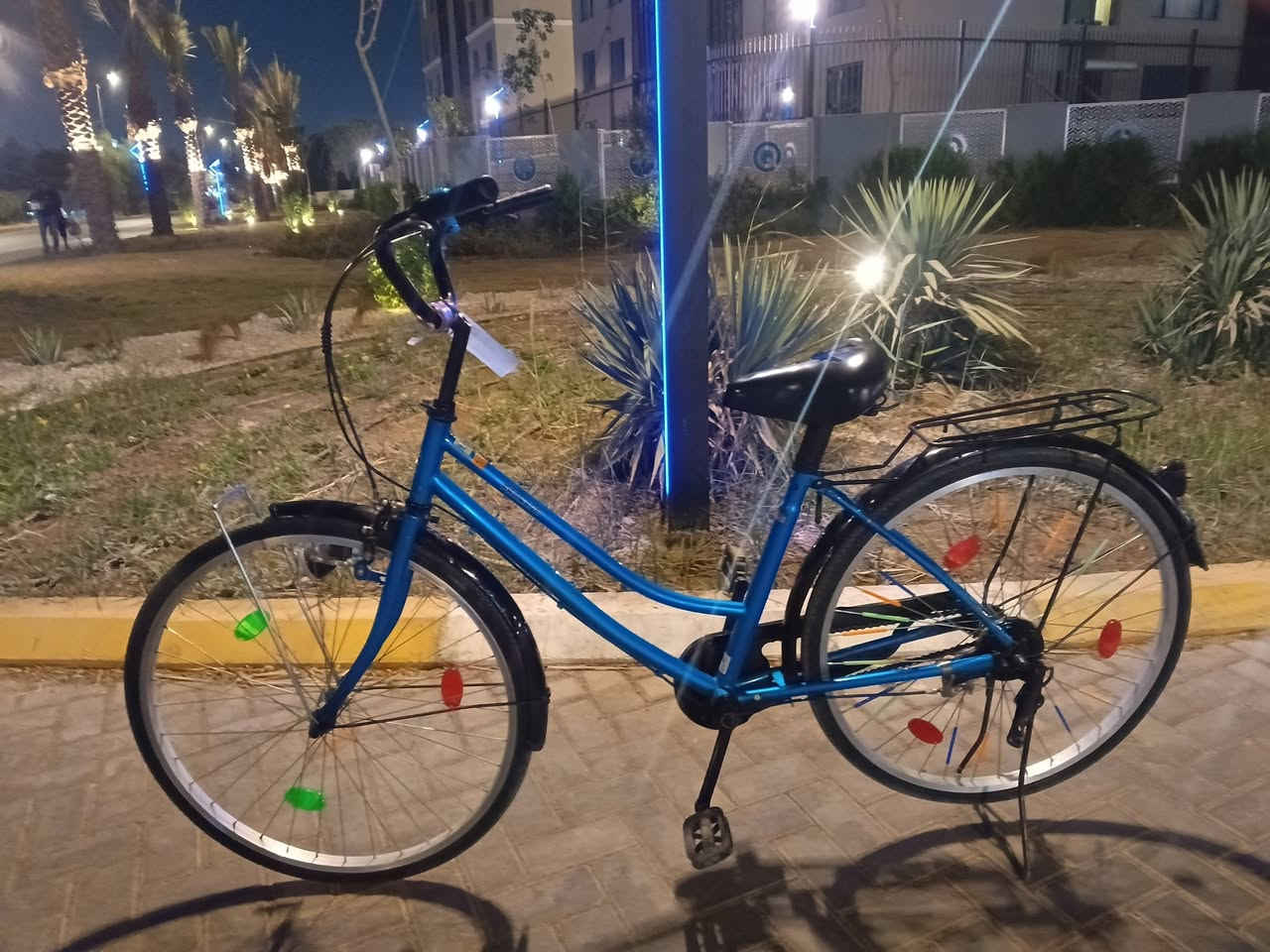 باسكل بناتي حجم 26 زلغ ما بي باسكل ياباني حاويه شركه سانتوس موديل 17😉 باسكل ياباني حاويه فول وبي هدايه الباسكل بي غراض جدد بس الصور شويه قديمه هسه الباسكل فول الغراض الي ويا 1- عداد مال سرعه جديد بل كارتون 2- فسفورات ليموني 3- وكصب باله 4- جرص ياباني 5 علم 6- وضوء داينمو يعني باسكل يخبل السعر مناسب الاستفسار *********** واتساب فقط بل عافيه الي ياخذه ملاحضه/ للبيع او مراوس دراجه شحن او بانزين ♥️
