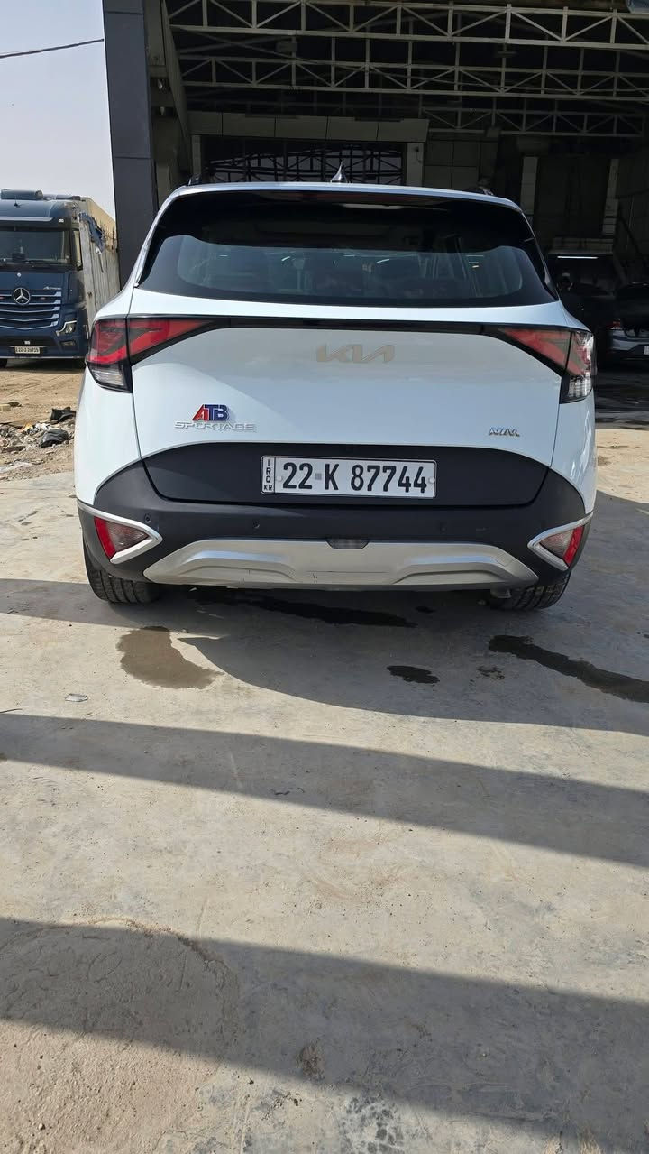 كيا سبورتج 2024 خليجي فول مواصفات ماشيه 40 رقم أربيل بسم الشركه بيه شبرين صبغ بدعاميه اماميه الباقي مكفول السعر 230 

‭٠٧٧١ ٠٠٨ ٢١٩٩‬
