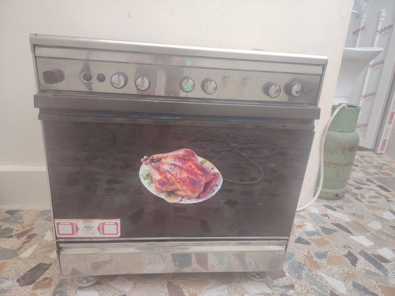 ثلاجه نضيفه وشرط الشغل وطباخ عشتار حيل نضيف شرط نار زركه السعر ٢٥٠ ثنينهن


**إذا كنت صاحب هذا الإعلان وتريد حذفه لأي سبب، رجاءا أرسل رسالة إلى الدعم الفني**
