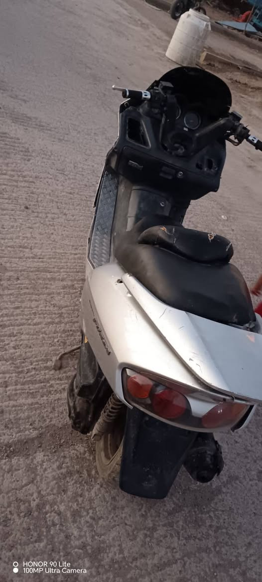 للييع
فورزه ٠٦ شغاله
دراجه عوزه ترتيب ابيع كوم حديد
شراي راسلني
مكان كوت دجيلي


**إذا كنت صاحب هذا الإعلان وتريد حذفه لأي سبب، رجاءا أرسل رسالة إلى الدعم الفني**