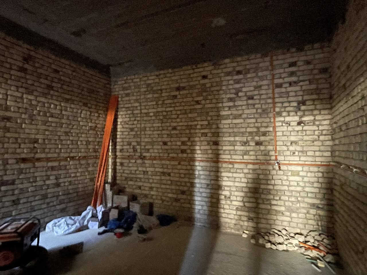 اكمال اعمال كهربائيات لهيكل 200متر    
الموادة المستخدمة بوري

أحد أعمالنا الكهربائيه المستمره
 مستعدون لتأسيس المنازل اشقق.   ‭0782 761 1473‬

   حفر وتثبيت البايبات منزل. 
كادر  متخصص في كافة التأسيسات الكهربائية

  #منازل 🏨 #بنايات🏬 #محال_تجارية 🏪

وكافة الأعمال الكهربائية و 🛠️

  عمل بوردات ال ATS  والعادي
  منظومة  كامرات مراقبه........  🖥️ 📸
  منظومة  أنترنيت…………… . .. 📱📲
  منظومة  مجمع ستلايت........... 🖥️📡
  منظومة  الايرث  ..................🔌🔌 
  نظام الفوتوسيل للاناره الخارجيه………🌇🎑   منظومةالحريق……… .🔥🔥🧯🧯 
 منظومة السماعات الداخليه 🎤🔊🔊

للاستفسار اكثر يرجى التواصل عبر الأرقام التالية 

او مراسلة الصفحة
