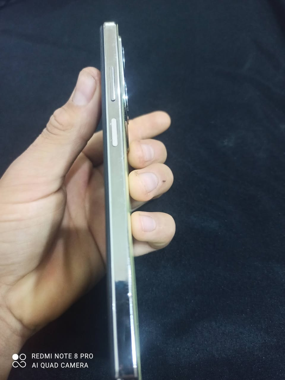 للبيع انفنكس هوت 40 
ذاكره 256  رام 8 قابله للتوسيع بطاريه 5000 
يحمل شريحتين جهاز حلو نضيف  السعر 110 وبي مجال 
مكاني نجف كوفه لاتصال ***********
