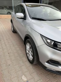 نيسان روج سبورت • ٢٠٢١ • ضربة سطحية