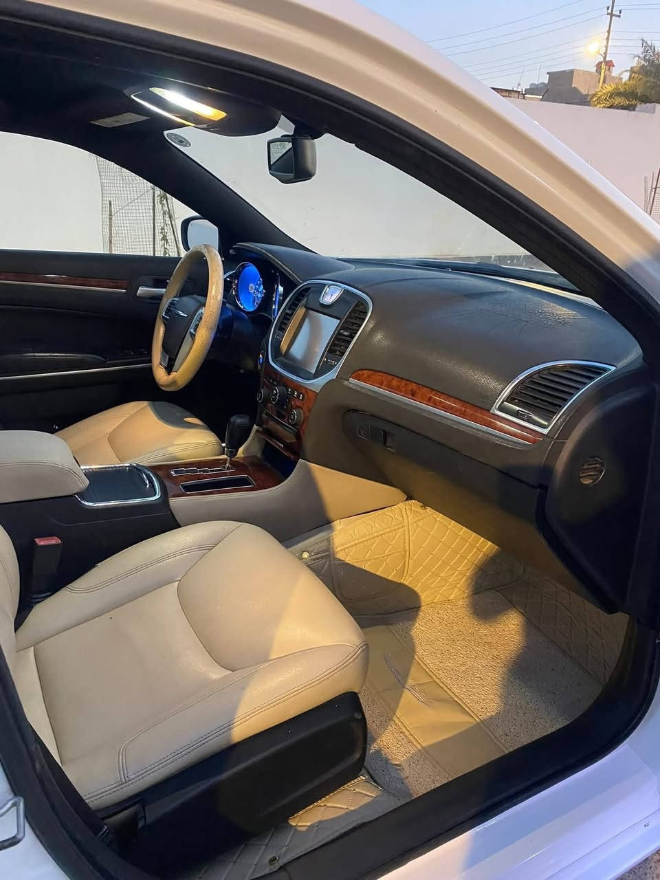 اوبامه موديل ٢٠١٢ وارد كندي سنويه جديد
مكينه ٣٦٠٠ كير كصبه حداديه اكسل تبريد تخم تاير 

ماشيه ١٥٠ بيها قطعتين صبغ بدون ضربه والسونار 

موجود وجيك براحتك سعره ونهايته ١٦٠ قفله مكان السياره

البصره حي الجامعه للاتصال ٠٧٧٧٦٠٥٧٧٥ والله يرزق الياخذها


**إذا كنت صاحب هذا الإعلان وتريد حذفه لأي سبب، رجاءا أرسل رسالة إلى الدعم الفني**