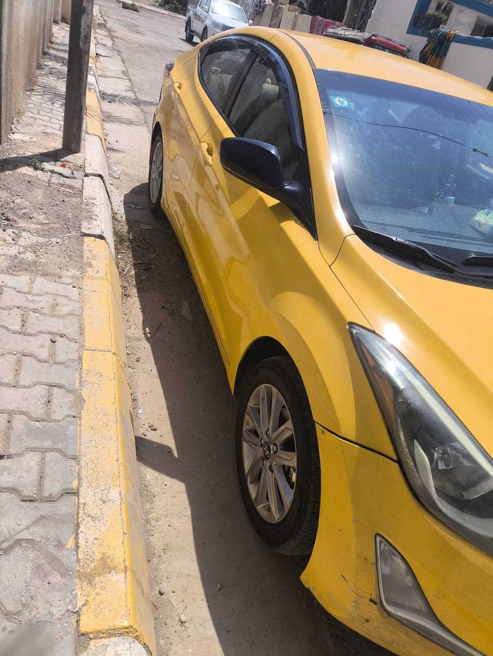 السلام عليكم هونداي النتره 15 السياره حلوه بدون تبديل قطع ضربتها فقط جوه قبق البانزين راجع بارد وجاملغ الامامي صفحه السايق هم بارد السياره مختمه ليبل واحد المكاني ديالى خان بني سعد السياره بسمي 
السعر 118
انتصال على الرقم ما متواجد فيس 
‏‪0771 123 9527‬‏

