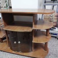 معرض كومدي تلفزيون نظيف جدا للبيع الدوره حي اسيا جامع حاتم السعدون 078...