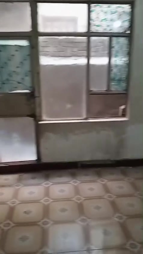 بيت للإيجار
للاستفسار
قرب جامع احمد المختار 
***********
