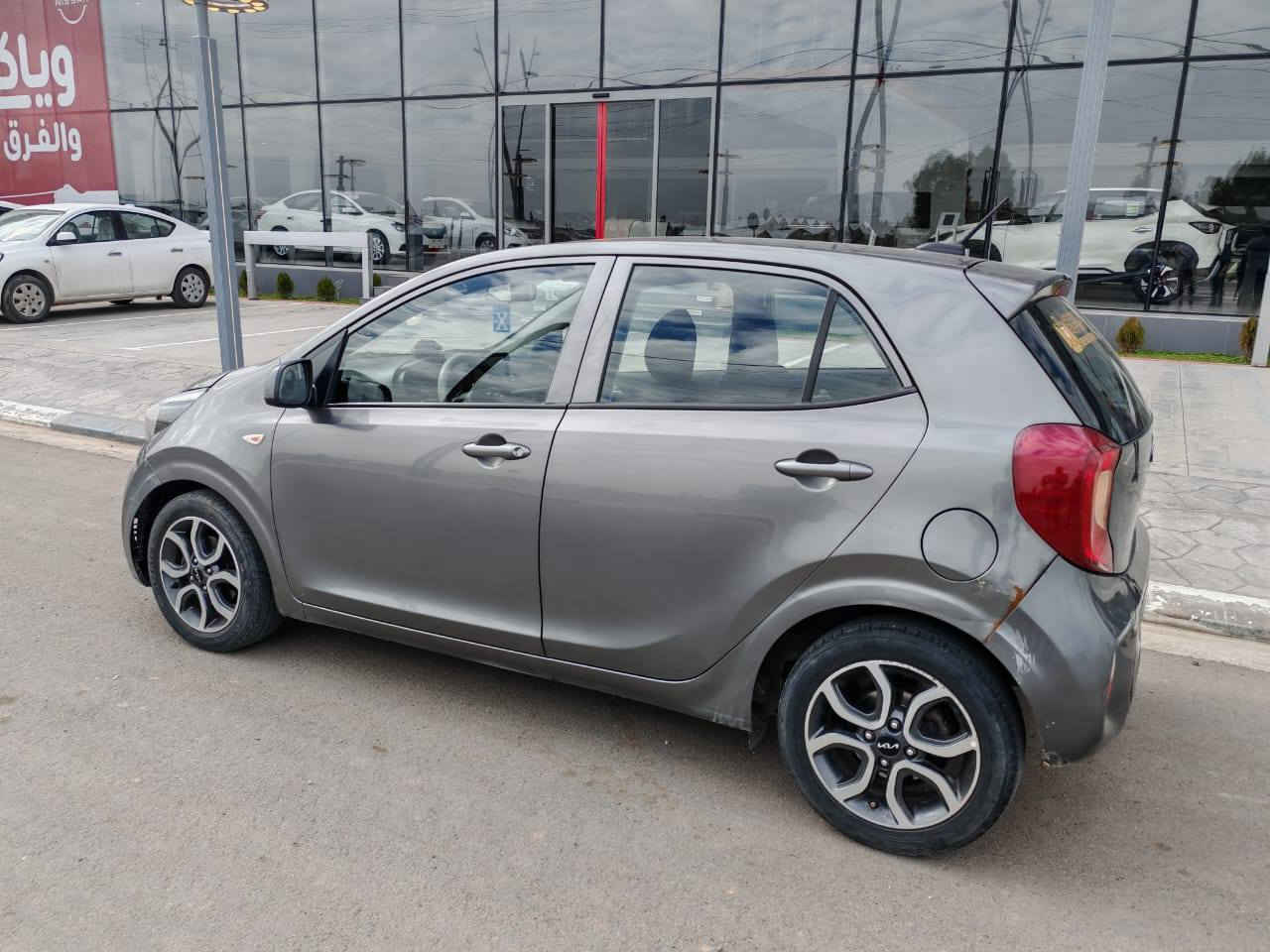 سلام عليكم ورحمة الله وبركاته
للبيع كيا بيكانتو ٢٠٢٣

 ٤سلندر

 فول موصفات

السياره منفيس نينوى

ماشيه ٢٤الف

السياره جميع التفاصيل مذكوره في الفيديو السعر ٨٥وبيه مجال 

*********** بي وتس اب

***********
