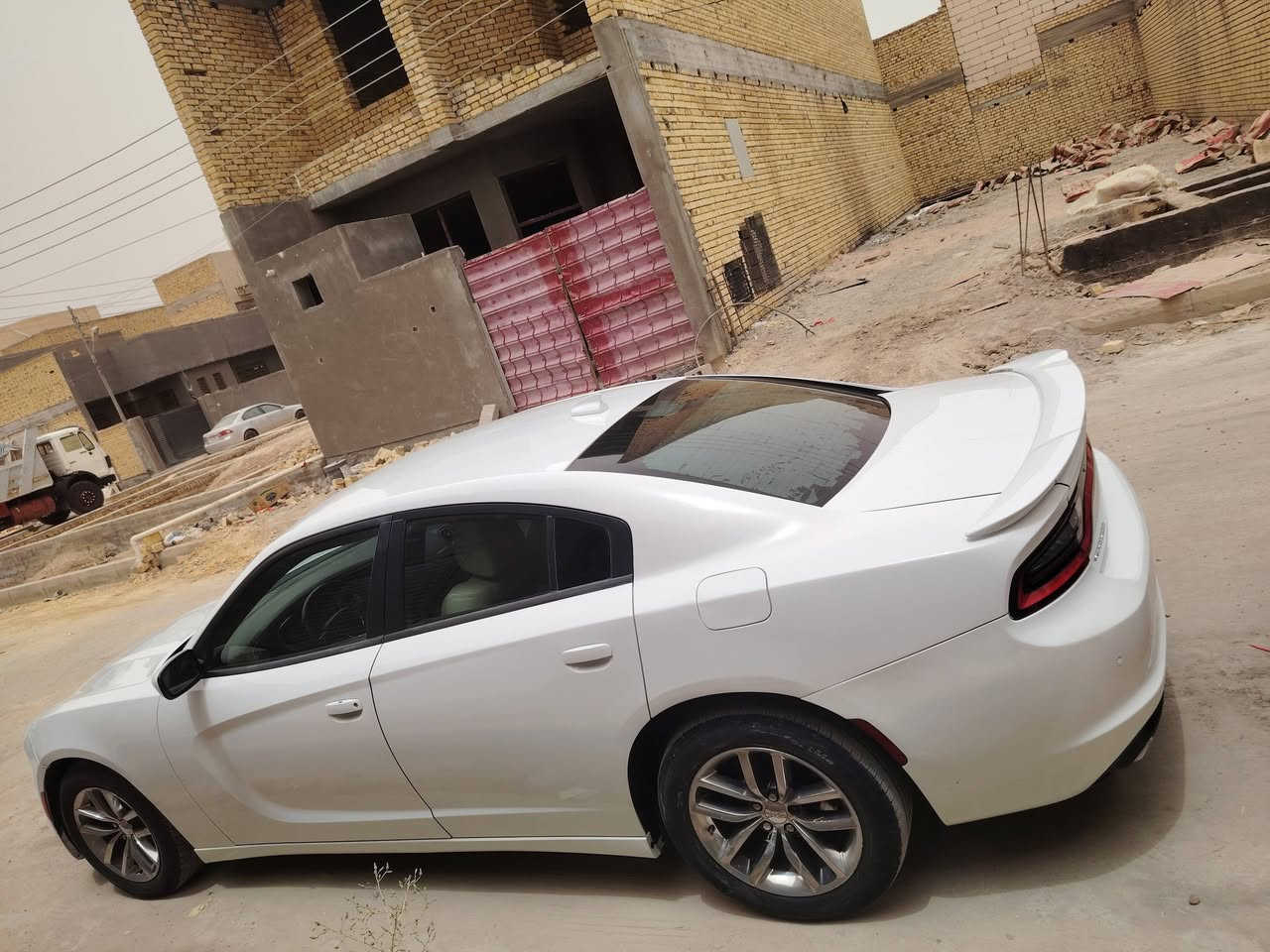 للبيع: دوج جارجر (Dodge Charger) موديل 2016
​السيارة بحالة ممتازة جداً (نظيفة وجاهزة من كلشي، ) وجاهزة 
​⚙️ المواصفات الفنية والجمالية:
1__خزن ميموري
2__كشنات جلد
3__شاشه كبيره
4__نوع الفئه sxt
​المحرك: 6 سلندر (3.6L Pentastar)، نظيف وجاهز.
​:  معلايه 2021/ معامله كامله رجعت موديلها 2016 
​التبريد: ثلج وجاهز للصيف.
​الحدادية: كاملة وجديدة 100%.
​الوضع العام: السيارة جاهزة كبل للشارع وما تحتاج أي مصاريف ("على آخر حباية").
​📋 حالة البدي والتحويل:
​الصبغ: قطعتين فقط.
​الحادث: ضربتها كلش حلوة وبسيطة.
​📍 مكان التواجد:
​ذي قار - الناصرة (الإسكان الصناعي)
​📞 للاستفسار والتواصل مباشرة مع المالك:
​رقم الهاتف: ***********
الشراي امبين إذا عجبته السياره يتصل السعر خاص 
​✨ ملاحظة للمشتري: السيارة للمستعد يشتري ويفحص، جاهزية تامة ومكانها واضح. الله يبارك للبايع وللشراي!
