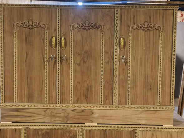 سلام عليكم 
عرض الفتره محدودة
بوفيا تسكام مو سوكي تسكام 
الوجه معاكس صاج4ملم وداخل معاكس عادي4ملم
السكف حشؤه كبس والقاعده كذالك 
البؤفيه متر ونص ب نزال60ب رتفاع متر سعره/135
البؤفيه المترتين ب نزال60ب رتفاع متر سعره /165
الكنتور البابين سعره /155
 
(العنوان) 
قلعه السكر:/ شارع الخدمي 
قرب صيطرات👮🏻‍♂️ الجيش الشعبي

محمد النجار
الستفسار: 
وتساب 
***********
