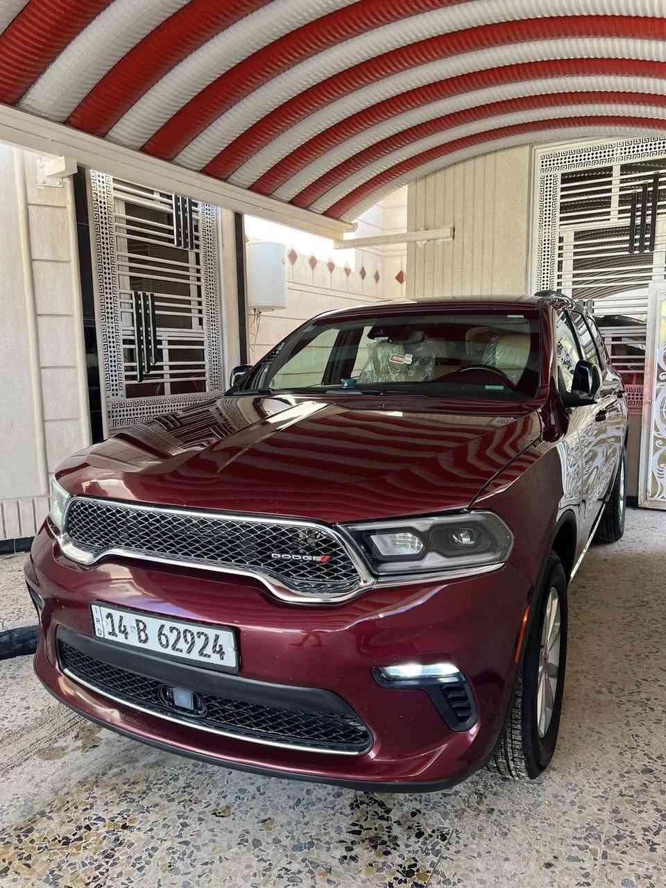 سلام عليكم 
دوج دورنكو 
موديل :2023
الفئه:SXT 
ممشى:55 الف كم
رقم بصره باسمي 
وارد امريكي صور الحادث مرفق بل منشور 
للستفسار:***********
