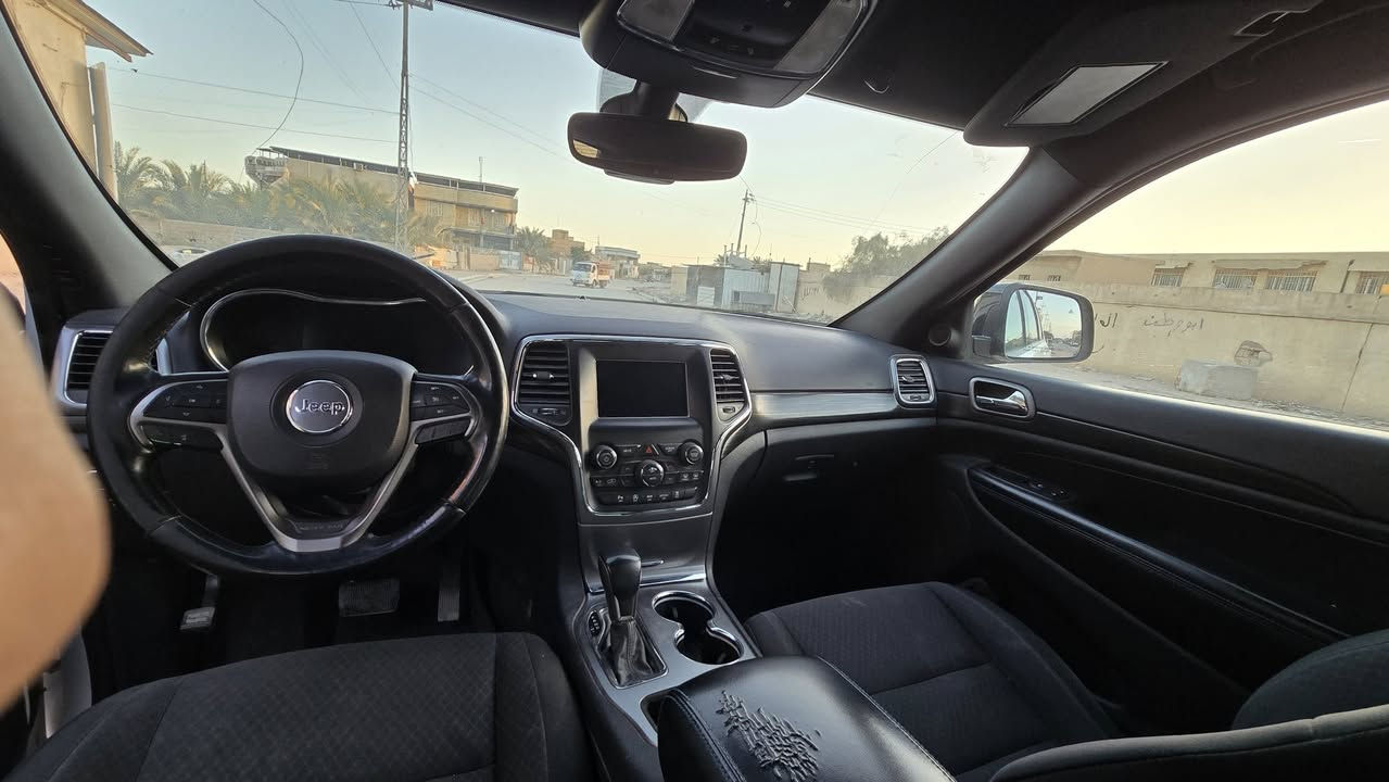 جيب 2019 كراند شيروكي
البصرة القرنة ***********
#السعر 197$
 لاريدو  فئة بلاك توب
بدون فتحة 
حساس خلفي مانع اصطدام 
نقطة عمياء 
غرفة سوداء سقف اسود 
كشنات وستيرن تدفئة
وارد امريكي تبديل فقط قبق الجنطة
بدون ايرباك 
1C4RJEAG1KC571995 رقم الشاصي 
#jeep #جيب #سيارة #للبيع
