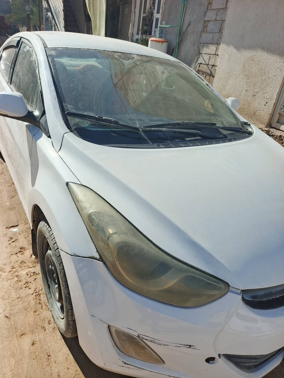 النترا2013 سياره مكلوبه ومصلحه راعيهه متوفي سياره اصوليه 
سعرهه 55 ورقه وبيهه مجال
