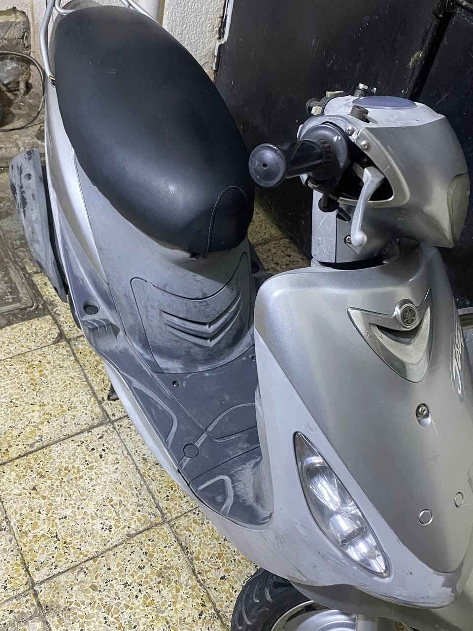 سلام عليكم عندي دراجه منغولي للبيع او مراوس حسب القناعه الدراجه ما ناقصه أي شي الدراجه رمبه مامتعوبه اشاير لايتات كلشي ماناقصه الدراجه خير من الله


**إذا كنت صاحب هذا الإعلان وتريد حذفه لأي سبب، رجاءا أرسل رسالة إلى الدعم الفني**