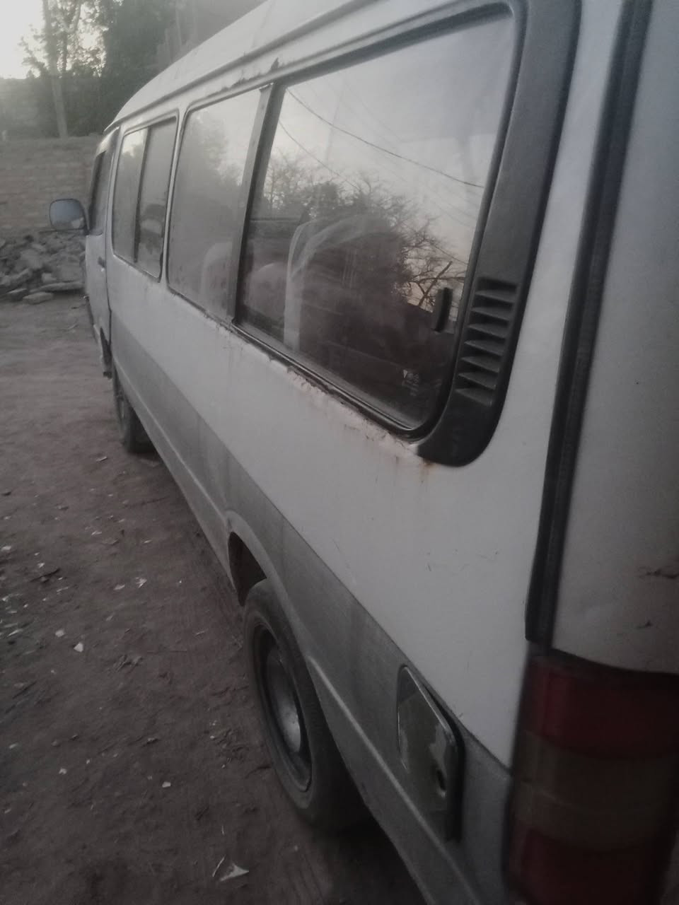 السلام عليكم فتون 2009للبيع مكينه حاويه كير اكسن خير من الله حداديه اشويه تعبانه كهربائية شغاله ابيع كوم حديد سنويه صاقطه رقم صدامي السعر 14اوبيه مجال بسيط حك الجيه مكان ناصريه المركز
هاتف ***********
