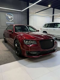 كرايسلر C300 . SRT  LAST CALL.  2023  فول 1/1 مكينه : 6400  . مكان الس...