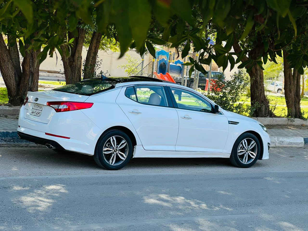 اوبتيما وارد خليجي موديل 2011سعر 102قابل التفاوض سياره بيه رشات صبق الجماليه مكفوله كفاله عامه من الضربه فول مواصفات واحد على واحد بني رامه فتحتين بصمه تشقيل  بصمت ابواب دواخل بيجي جلد عسلي كشن ذكي كهربائي تحكم استيرن مثبت سرعه محرك وكير مكفولات محرك 2400دوش رقم ربيل سنويه 27 حداديه جديده تخم تاير تبريد قطعتين  ثلج🥶  مكان السياره كربلاء المقدسة الستفسار اكثر تصال*********** كربلاء, العراق
