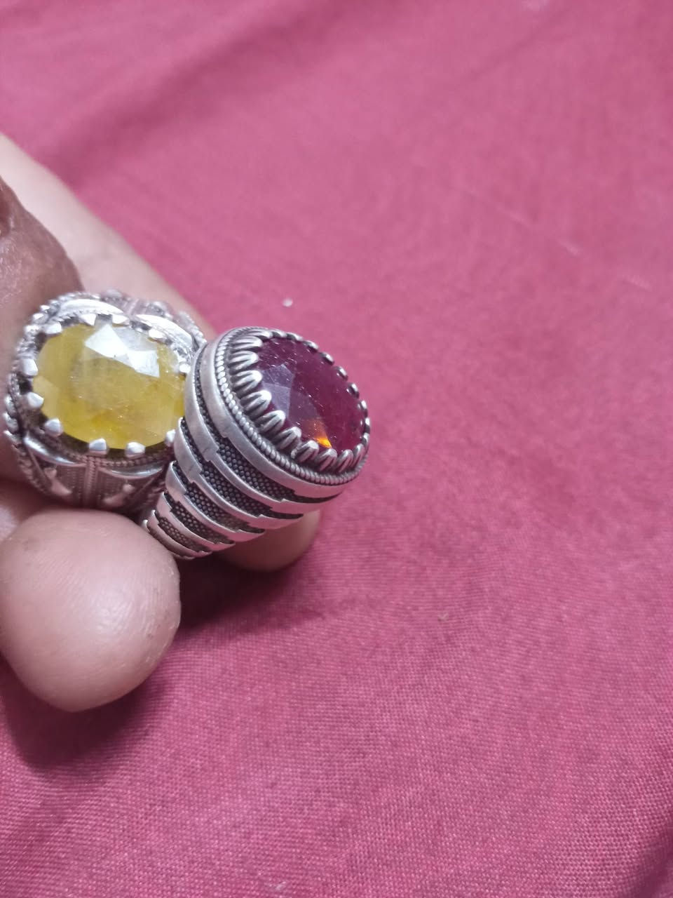 سلام عليكم ياقوتات سعرهن (70)ثنينهن مكاني حيانيه(***********
