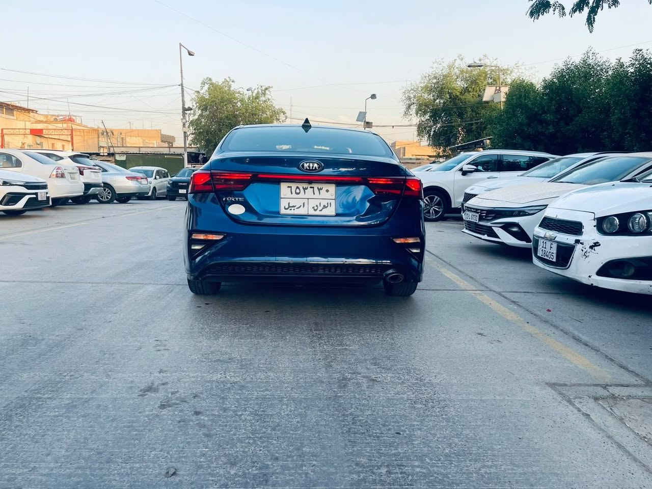سلام عليكم
عندي كيه فورتي 2019 وارد امريكي لبيع فقط فقط بيع
كفاله بدون صبغ حادث كلين
صور حادث بالمنشور 
بيه مكانات بارد خفيف مكانين او 3
موصفات عتياديه
ماشيه 90 ميل حقيقي
تبريد ثلج
مكينه وكير خير من الله
تخم تاير جديد صدر جديد
سياره جديده واحله من صور
رقم اربيل بسم شركه تحويل او وكاله مضمون
سعر 135 وبيه مجال حك جيه 
تصل وتدلل عادي او وتساب *********** 
مكان سياره بغداد الكرخ مجمع 28 نيسان الصالحيه
