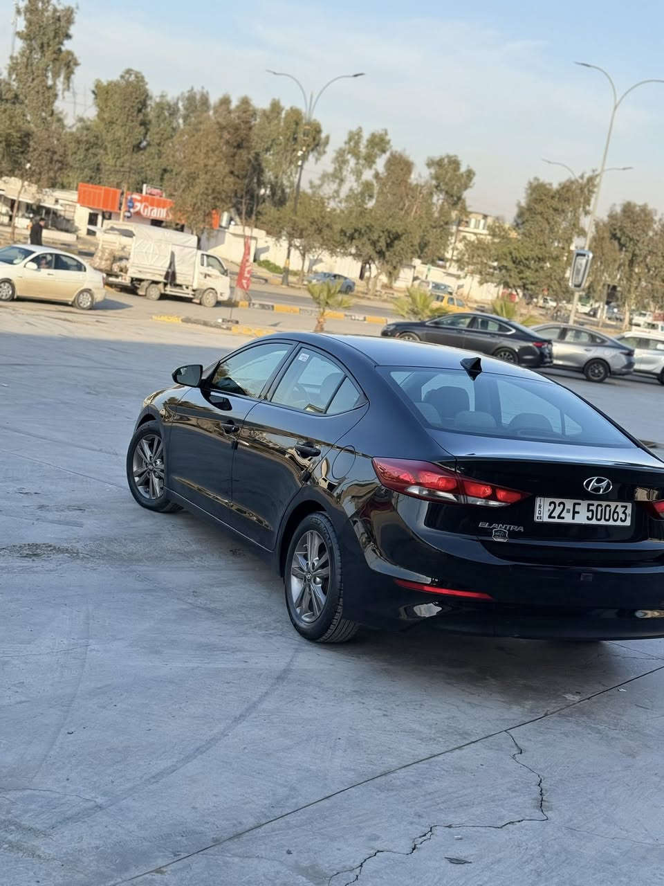 النترا 2017 بسمي هزه سنويه جديدة  موصفات نص فول ضرر بس بوند مصبوغ وشويه بارد ب باب الوره السايق ماشية 113 سياره جديدة كير ومحرك شي محركزمفتوح كازكيت شرط لا صرف ولانفخ السعر 123 وبيها مجال ***********
***********
