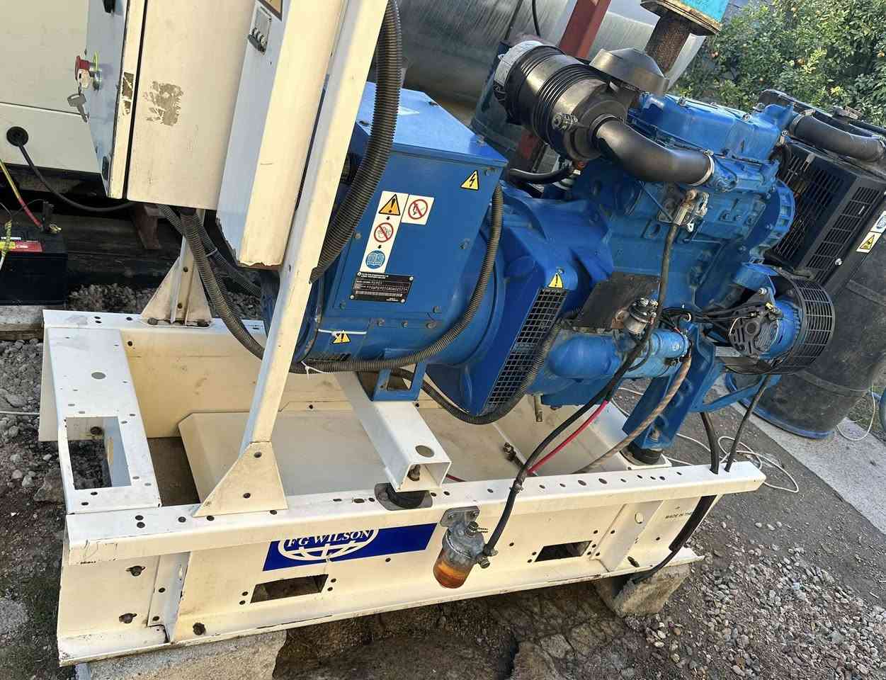 🔷نوع المحرك:بيركنز انكليزي FG WILSON 
🔷القدره:30KVA
🔷المحرك:بستم /91.5
🔷نوع الملف:لوري سومر فرنسي 🇫🇷
🔷مع سسستم بروتكشن كامل للحمايه 
🔷مع خزان وقود 
🔷لمعرفة السعر الاتصال او المراسلة واتساب على :-
🔷☎️رقم الهاتف:0️⃣7️⃣7️⃣1️⃣0️⃣7️⃣4️⃣3️⃣7️⃣4️⃣4️⃣


**إذا كنت صاحب هذا الإعلان وتريد حذفه لأي سبب، رجاءا أرسل رسالة إلى الدعم الفني**