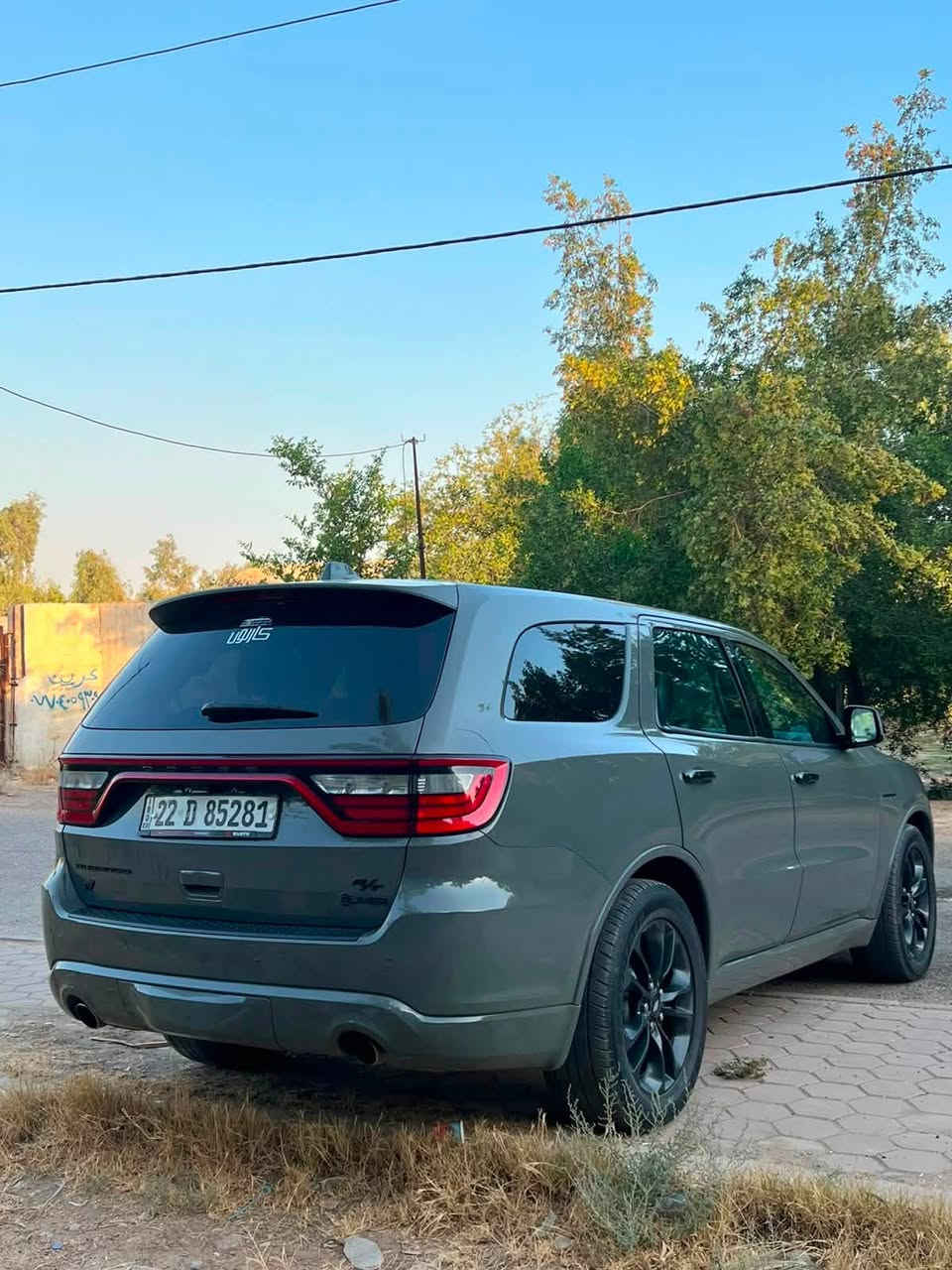 🔥 للبيع | دودج دورينكو RT Plus HEMI V8 
😮‍💨🖤 موديل 2021— سيارة هيبة وأداء

▪️ اللون: سمنتي  ✨

▪️ المحرك: HEMI V8 5.7 🔥

▪️ وارد كندي بيها مكانين صبغ. زغار بدون ايرباك

المواصفات:

✅ RT Plus

✅ نظام AWD فور ويل

✅ فتحة سقف

✅ بصمة تشغيل + بصمة أبواب

✅ كشنات جلد كهربائية خزن وضعيات

✅ تدفئة وتبريد للكشنات

✅ تدفئة كشنات خلفية + تدفئة ستيرن

✅ شاشة كبيرة + خرائط

✅ Apple CarPlay

✅ شفتات ستيرن

✅ ستيرن كهربائي

✅ تشغيل عن بعد

✅ صندوك كهربائي

✅ رادار أمامي + خلفي + نقطة عمياء

✅ حساسات خلفية

✅ وضعيات قيادة Sport / Eco

✅ مانع انزلاق

✅ تبريد 3 قطع ❄️

✅ لايتات LED زينون 💡

📍العنوان: بغداد 

سيارة نظيفة جدًا ومرتبة

للي يريد القوة + الفخامة + صوت الهيمي 😮‍💨🔥 

الهاتف: ***********

السعر ٢٨٥

بدون مراوس ⚠️
