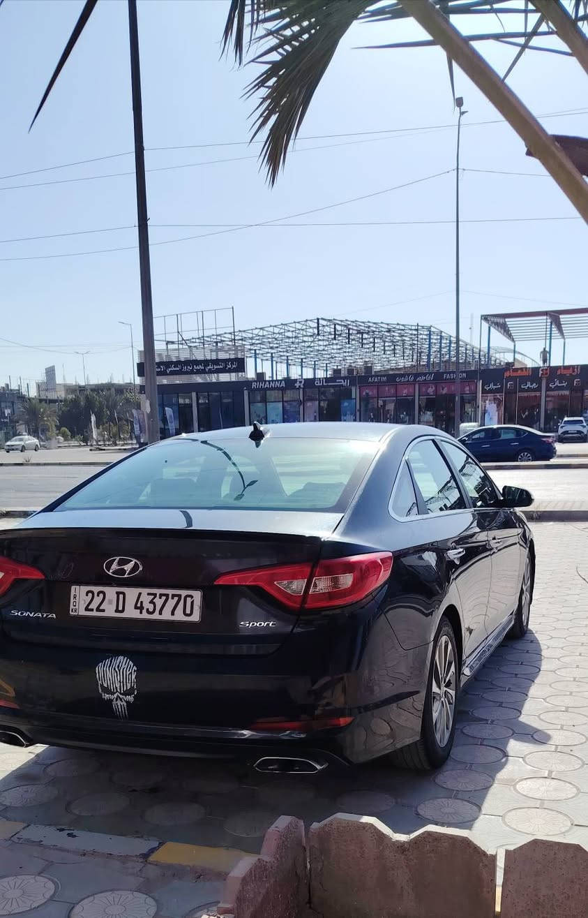 السلام عليكم سوناتا 2015 بيع مستعجل حادث جاملغ وبنيد وقطعتين كلير ب أمريكا بدون اي ضربه 
مواصفات السيارة فول عده الفتحه فئه سبورت 
 بصمة تشغيل 
بصمة ابواب 
نضام ترحيب 
شاشة كبيرة   *********** للستفسار 
 كامرة دوارة 
 مثبت سرعه
كشنات جلد اسود 
تدفئة تبريد كشنات امامي 
 كشنات كهرباء 
 3- وضعيات قيادة 
(ايكو ، واسبورت ،  ونورمال) 
اشاير بل مري
رادار جانبي
السعر 109بيهه مجال حك الجيه للأستفسار *********** مكاني نجف النجف, العراق

