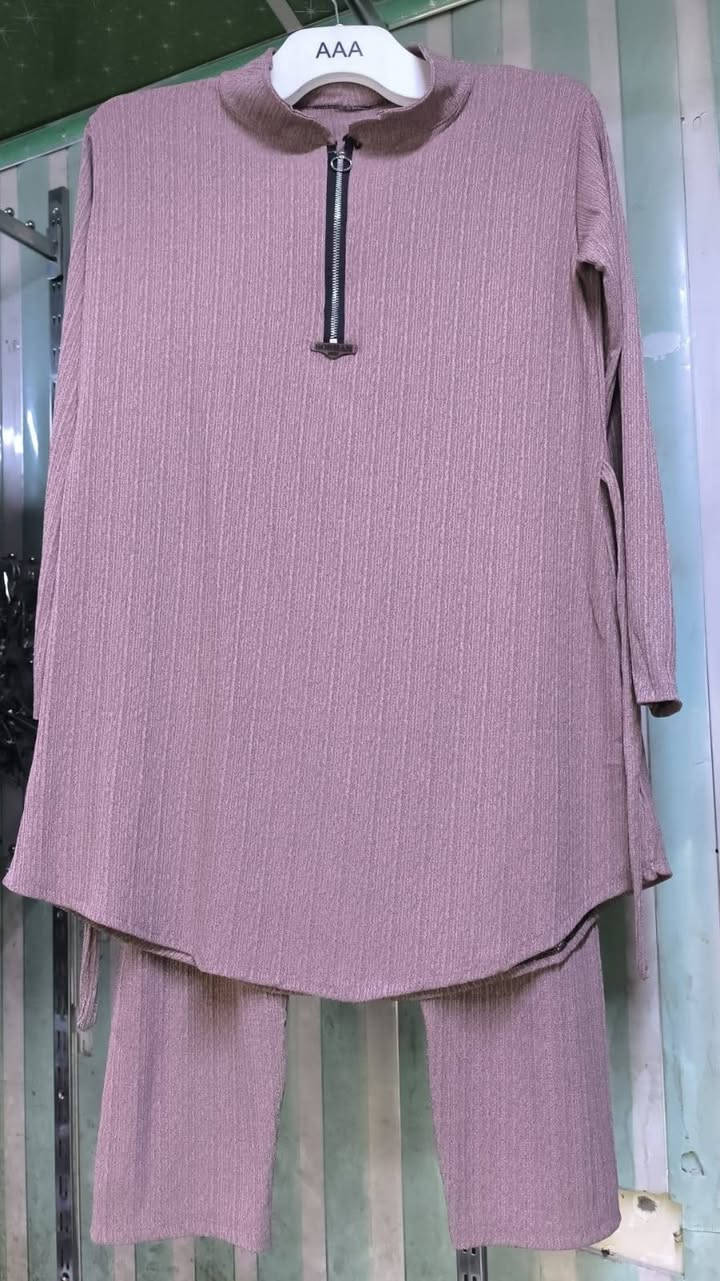 تراك نسائي الخامه بارده
السعر ٨ الالف. دينار
توصيل داخل كربلاء مجاني
يلبس قياس  ١٠٠.فول ليكره


**إذا كنت صاحب هذا الإعلان وتريد حذفه لأي سبب، رجاءا أرسل رسالة إلى الدعم الفني**