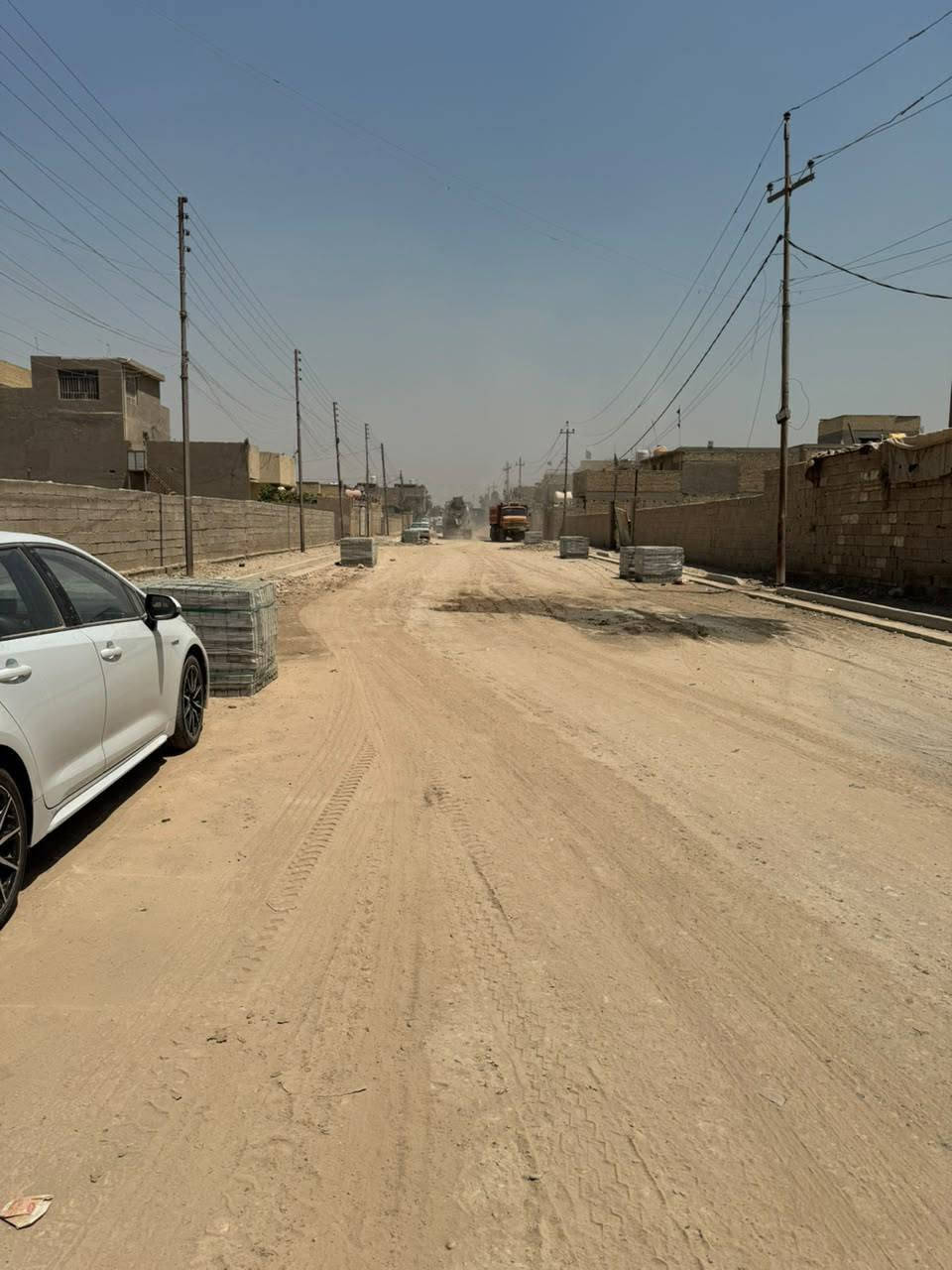 على بركة الله 
هيكل للبيع مساحه ١٠٠ متر  لوجه ٥ ونزال ٢٠  كاع ابو رشاد متوفر جميع الخدمات   للستفسار الأتصال على رقم***********
