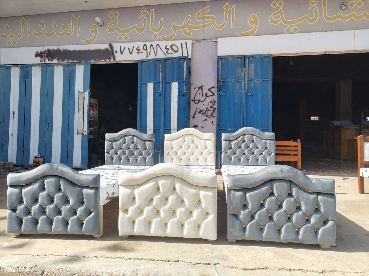 جزء بسيط من اعمالنا في مجال النجارة ✨
تخوت دوشمة نفر ونفرين وتخوت اطفال 
غرف نوم - قناصير - مناميات 🔸
تجديد التخوت المستخدمة وصبغ ابواب الخشب 
للحجز والاستفسار مراسلة الصفحة 
او الاتصال : ***********
العنوان: الحود مجاور مؤيد الوردي وتيم مارت✔️
