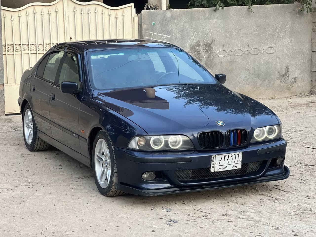 530 موديل 99 دبل فانوس جاهزه على اخر شي متخلي عليها دينار  للبيع او مراوس مع 540 نظيفه 
السعر 88$
عليها لايت اصلي وزارع بي عدسات بيها لايت يخبل 
دركةm
ويل m +تخم تاير
دعاميات m
طوافات جدد
ABS شغال وبريكها يخبل 
 مكان السيارة بغداد ابو غريب 

هذا رقمي ***********  خابرني وبيك خير وتدلل
