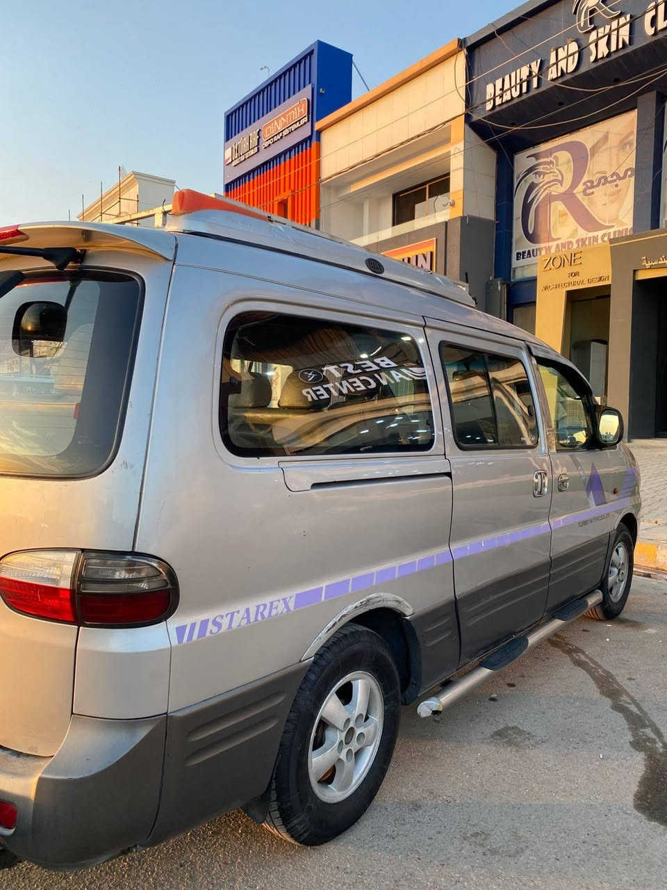 هونداي استاركس موديل 2007 فول سياحي الأبواب سنتر لوك والجام كهربائي أربعة اطارات ديسك الكير والمحرك مكفول والشواصي بلادي تبريد والتدفئة شغال والاطار جيدة   كامل من كل النواحي و رقم ألماني مميز مكان السيارة كركوك   للاستفار *********** كركوك, العراق
