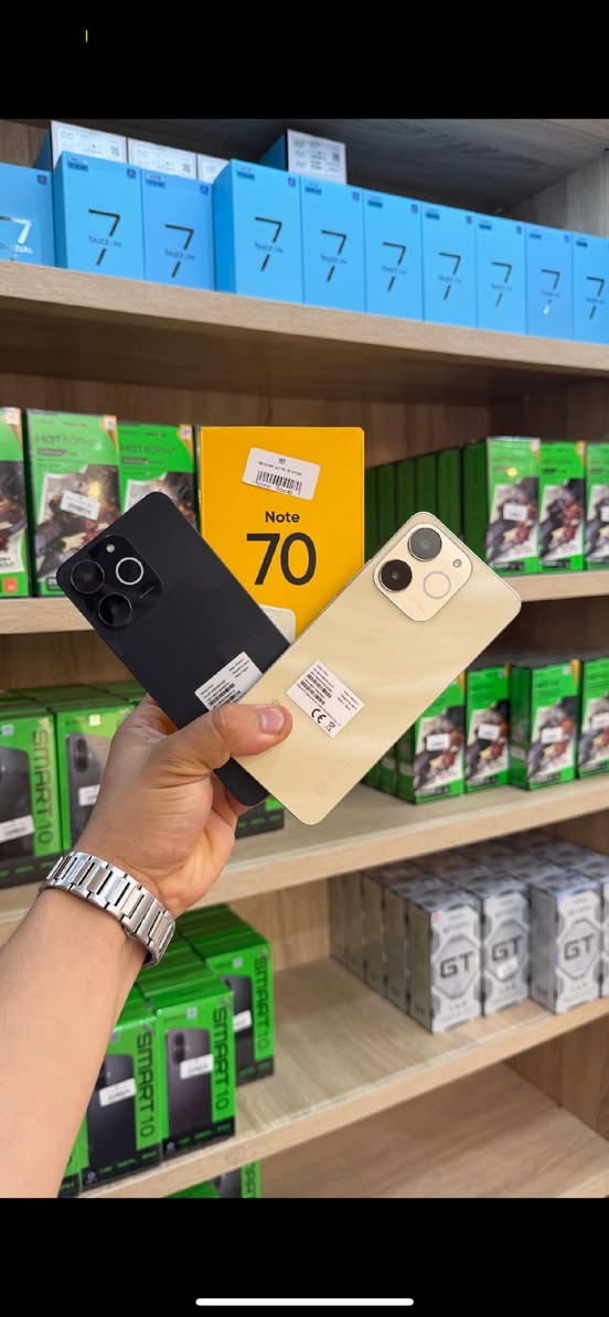 📣 عـــرض جـديــد: هاتف Realme بـتـصـمـيـم أنـيـق وعـصـري! ✨
للبيع هاتف Realme المميز بلونه الذهبي/الرمادي الساحر وتصميمه النحيف والأنيق المشابه للهواتف الرائدة (كما هو موضح في الصورة image.png). الهاتف يجمع بين الأداء السلس والبطارية القوية والمظهر الفخم الذي يلفت الانتباه! 🌟
📌 أهـم الـمـواصـفـات والـمـمـيـزات:
• التصميم: مظهر خلفي أنيق وجذاب مع كاميرات مدمجة بشكل عصري يمنحك شعور الفخامة.
• الشاشة: شاشة واسعة ومريحة للعين، مثالية لتصفح مواقع التواصل الاجتماعي، مشاهدة الفيديوهات، والدراسة.
• البطارية: بطارية ضخمة تدوم معك طوال اليوم مع استخدام مكثف دون الحاجة لإعادة الشحن المتكرر.
• الحالة: [أدخل حالة الهاتف هنا، مثلاً: جديد تماماً علبة مغلقة / أو مستعمل بحالة الوكالة].
• ذاكرة التخزين: [أدخل سعة التخزين والرام هنا، مثلاً: 64GB أو 128GB].
💰 السعر وعرض خاص:
افضل هاتف في شركه realme على الاطلاق من حيت المميزات والسعر 😍✨👌
التوصيل متوووفر 😍👌✨
مضيعوووش الفرصه ✨✨✨😍


**إذا كنت صاحب هذا الإعلان وتريد حذفه لأي سبب، رجاءا أرسل رسالة إلى الدعم الفني**