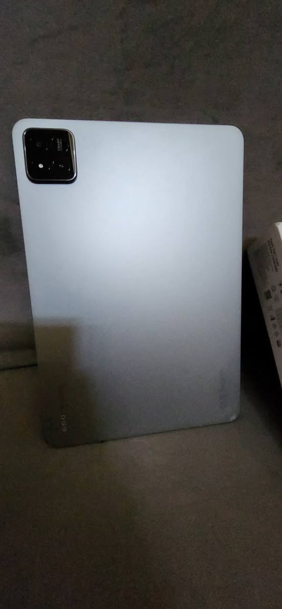 للبيع 
ايباد شاومي 7pad
البطاريه 100%
سعه تخزين 256
ما مفتوح  ولا مصلح شبه جديد 
اكو احد زوايه بسبب وكعه لا مأثر عليه بشي 
استعماله جيد جدا  
سعره. 400  قابل للتفاوض البسيط 
***********
