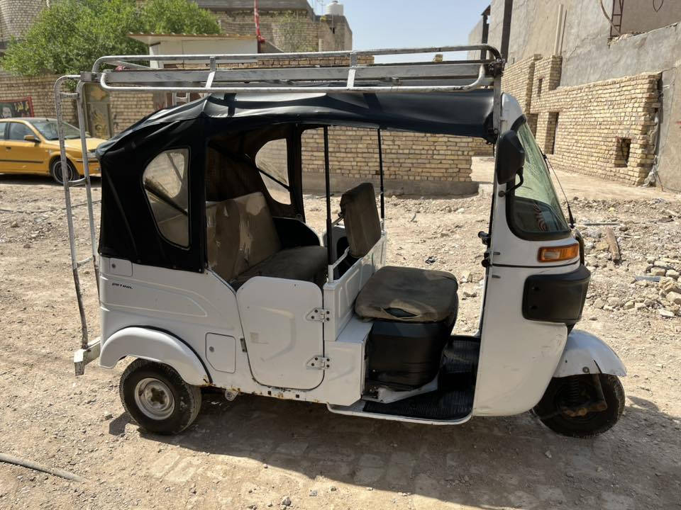 سلام عليكم شباب تكتك 21البيع مكينه نضيفه فقط كلجات مبدله  وزنجيل مبدل الباقي مكفول بنسبه الكشر بي خياسات بصيطه وتكتك بسمي السعر 7ملاين وبيهه مجال بصيط مدينه الصدر ***********
