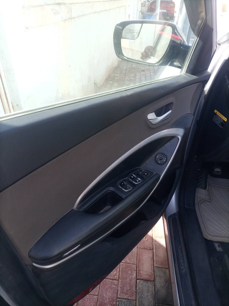 سنتافي وارد امريكي للبيع ٤اسلندر موديل ١٥مكان السياره كريلاء رقم الهاتف ***********باسمي السياره جاهزه
