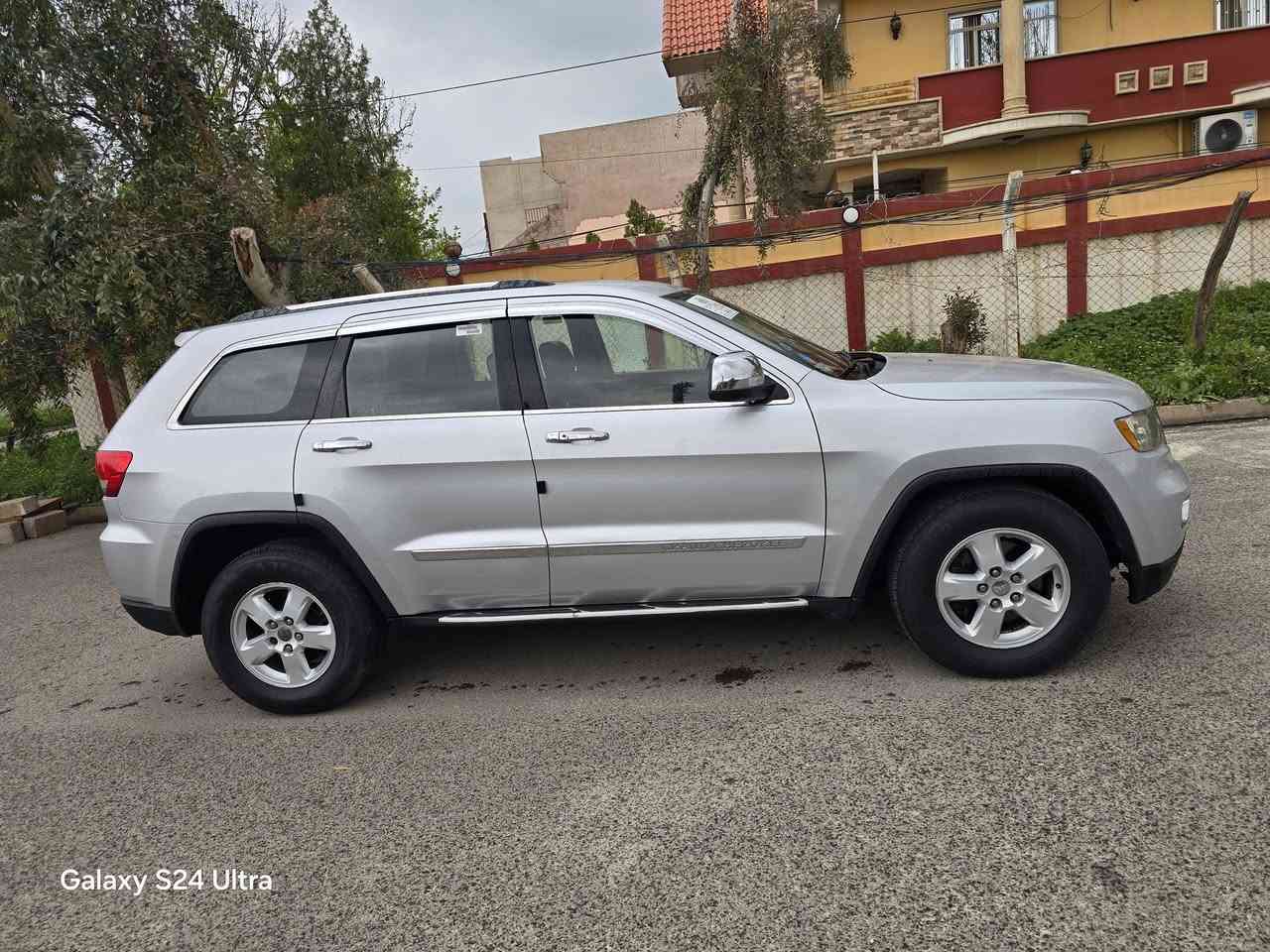 للبيع 
سعر 143$
جيب لاريدو 2011 وارد امريكي 
محرك 6 سلندر حجم 3600 شرط المحرك  والكير  
  🚫 قطعتين تبديل وقطعتين كلير بخ من امريكا 
بدون  بدون معجون بشرط 
مرفوق سونار مع الصور 
رقم دهوك دولي رقم وهزة وسنويه جديد بأسمي شرط التحويل 
بصمه تشغيل  بصمة ابواب صندوق بصمة
تشغيل عن بعد داخل صاج اسود 
شاشات  كامرة 
تحكم سترين كروز سرعة نظام ايكو تقليل بانزين 
تبريد قطعتين فور ويل ٤×٤
ويل كب طخم تاير صدر امامي خلفي بشرط
سيارة جاهزة 
موصل الايسر
***********
***********
