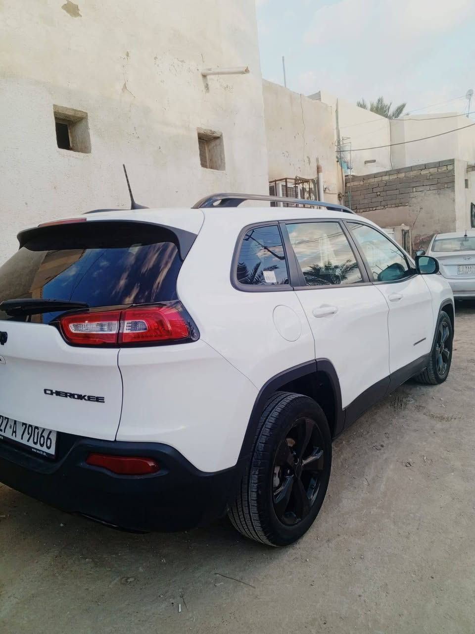 السلام عليكم جيب بزون موديل 18 ضررها جاملغ مبدل وصبغ نص من البنييد رقم دولي بسمي مداور ثاني يوم سياره مكينه 4سلندر المرغوب 2400 دوش  كير 9 نمر رياضي  تبريد قطعتين هواي مواصفات بيه بعد سياره جاهزه كير مكينة حداديه تخم تاير تبريد ترايك وين ما يعجبك سعرها 138 وبيه مجال بسيط مكاني ناصريه مركز الشراي يخابر مامتواجد على النت ***********
