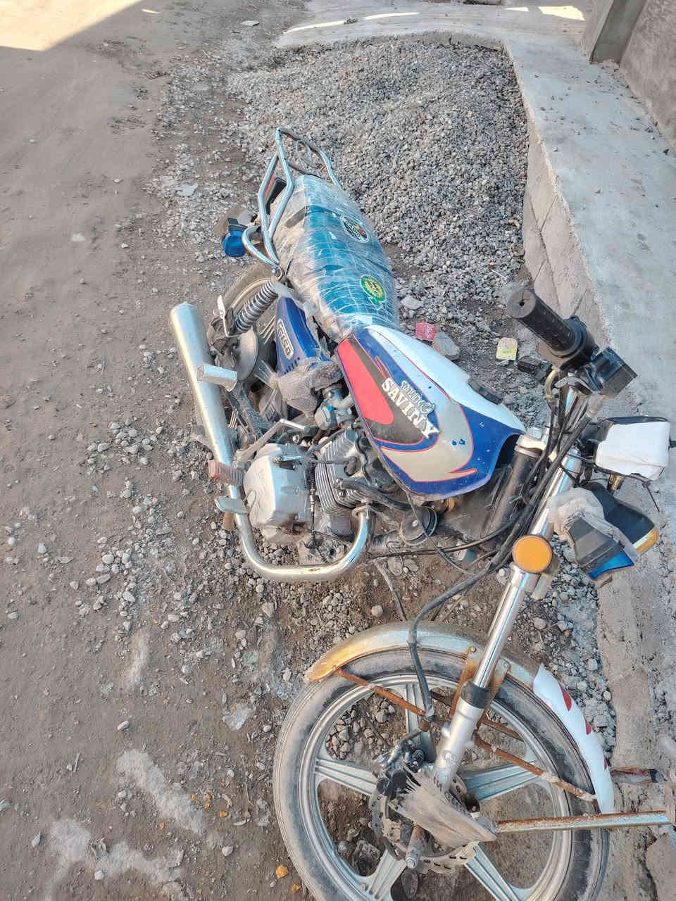 السلام عليكم دراجه للبيع موديل 19 كامله من كلشي ما ناقصها اي شي السعر 350  العنوان ديالى الخالص رقم الهاتف 
***********
