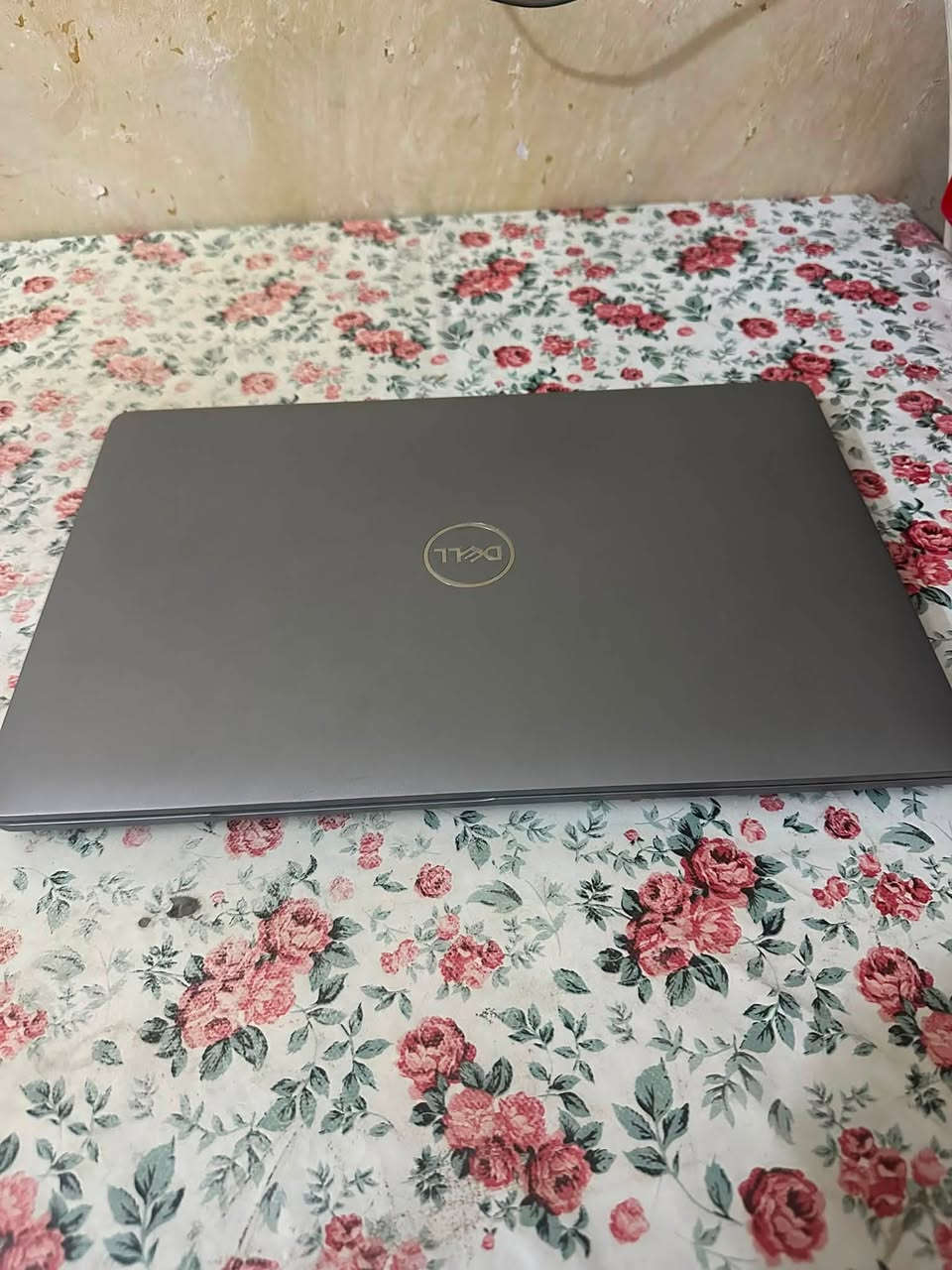 السلام عليكم Dell precision 3551 لابتوب 
مستخدم قليل و نظيف جدا 
CPU: intel core i7 10th generation 

Ram: 32GB ddr4

storage: SSD 512gb NVMe

GPU: nvidia quadro p620

السعر : ٧٨٠ الف و يجي ويا lesan-8 cooler pad with light effect 
عنوان : بغداد / بغداد الجديدة 
الرقم : ***********
