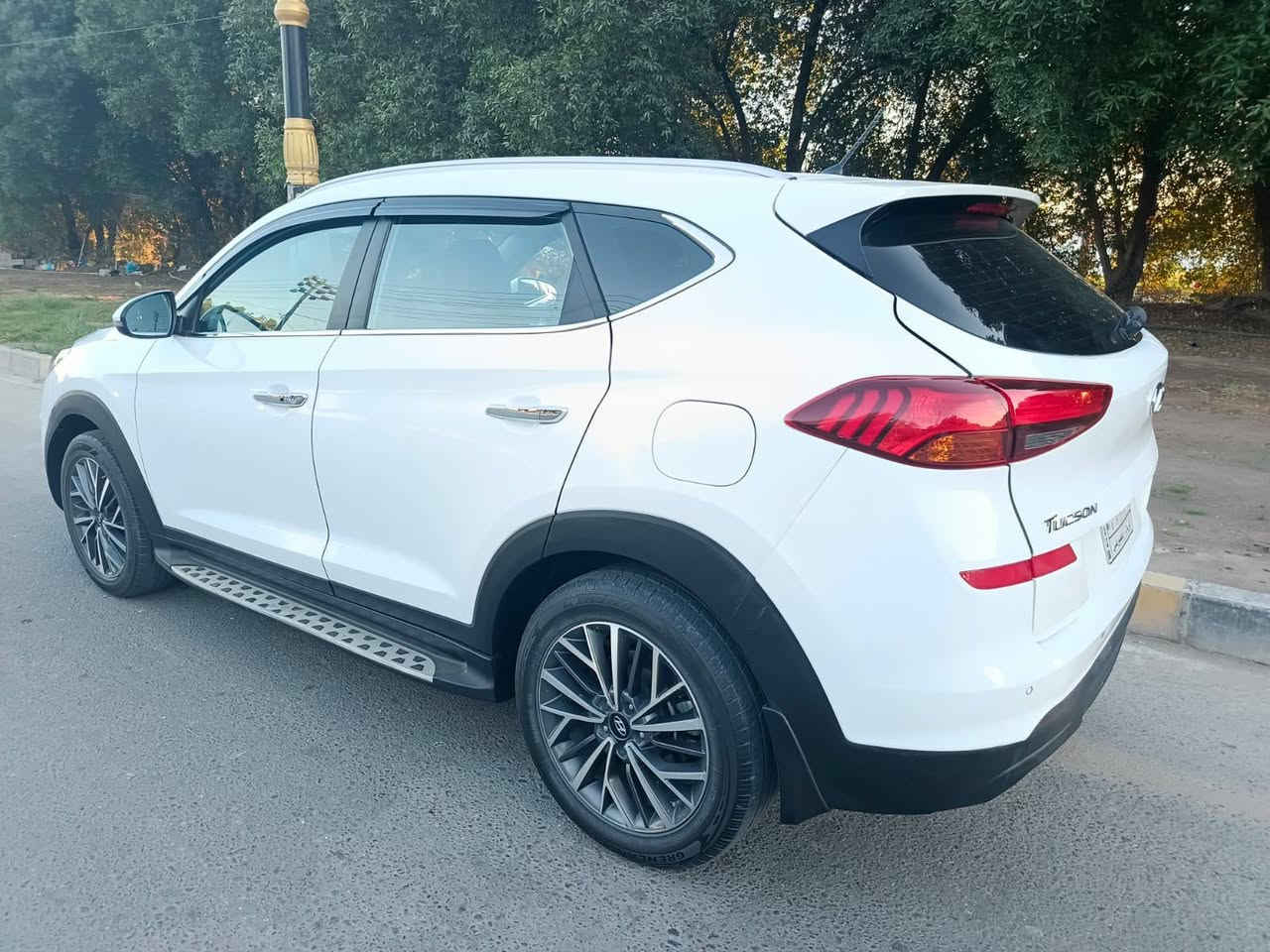 السلام عليكم سياره نوع توسان خليجي موديل 2020 شركه الكاصد فول موصفات واحد على واحد عده البنراما خمس عدسات كشنات بقلاوء  كشنات كهربائي جهتين بصمه داخل صاج شاشه جبيره تحكم جهتين حساسات السياره جديده مال بيت تحويل مباشر  السياره كفاله عامه بس بارد بقبق الجنطه شبر والباقي كفاله عامه كير مكينه حداديه تبريد تدفه كفاله عامه وضع الشركه العنوان كربلاء السعر185بيع سريع رقم الهاتف***********
