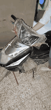 سلام عليكم سكنس نثيه سرعه،140
مابيهه نواقص بس كفرات تعبانه 
هندر سلف 
لانضوح لاتبخير 
الدراجه كامله مكمله بس ستيرن ثكيل 
الدراجه نكره سلف كهرابائيات كامله 
بد ازرك وزنون 
للبيع ب 350وبيهه مجال حك الجيه 
مكاني بياع تقاطع درويش 
***********
