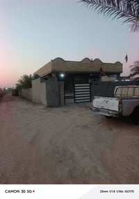 بيت للبيع • بيت واسط العزيزية • منزل 600 متر • بيت غرفتين نوم • بيت بن...
