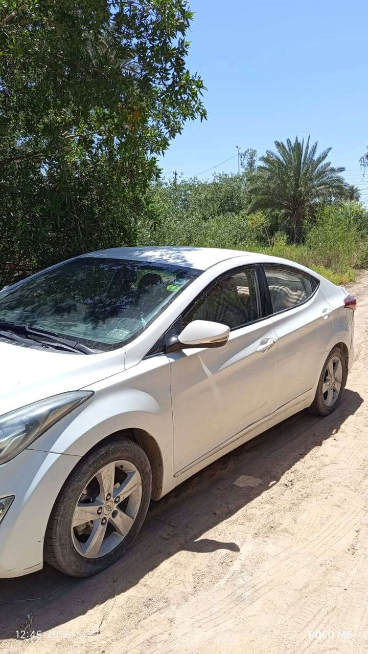 سيارة النتره البيع موديل 16 بيهه قطعين السعر 110 بيها مجال ،،،،*********** مكان النجف

