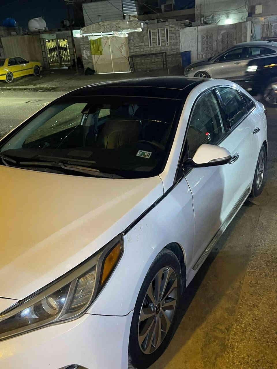 السلام عليكم من رخصة الادمن
سوناتا 17 فول vib سياره بيه صبغ حزام جماليه بدون دواخل بدون تبديل بدون حادث 
داخله مكانها بغداد ب120 بيه مجال 
رقم صاحب السياره***********
