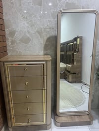 غرفة نوم • جديدة • للبيع